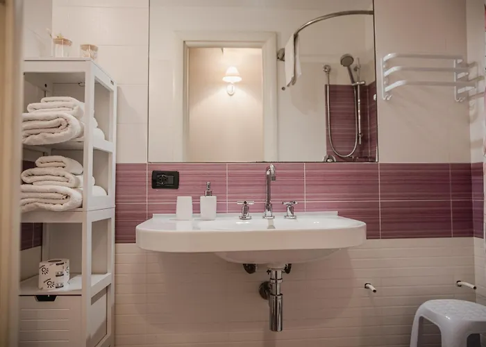 Private Bathroom Triple Room