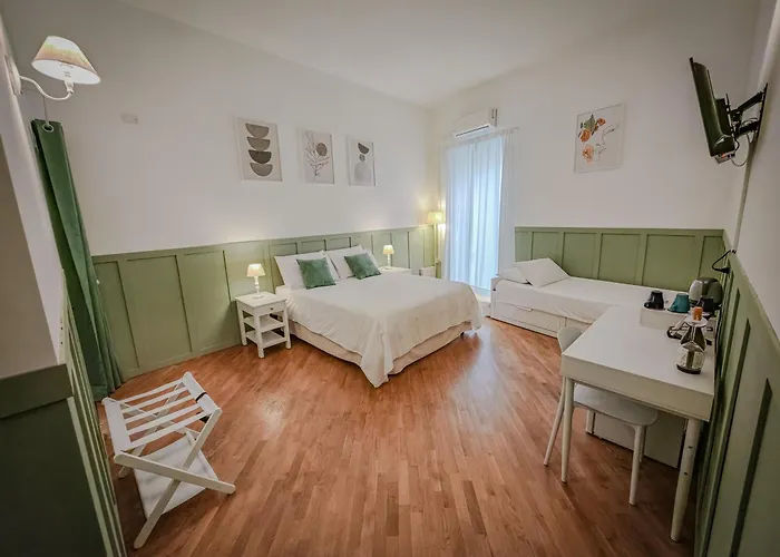 Private Bathroom Triple Room